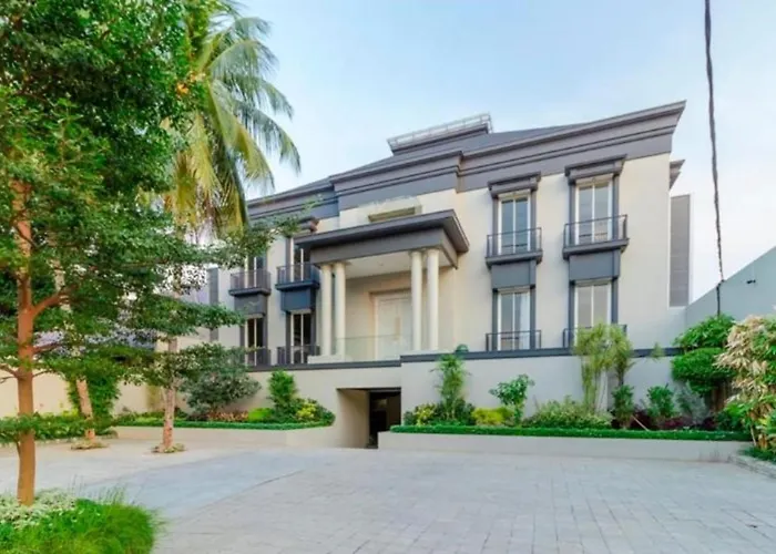 Home 899 Patal SenayanHotel Jakarta