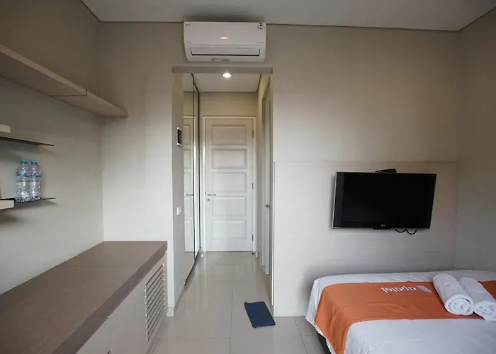 Home 899 Patal SenayanHotel Jakarta